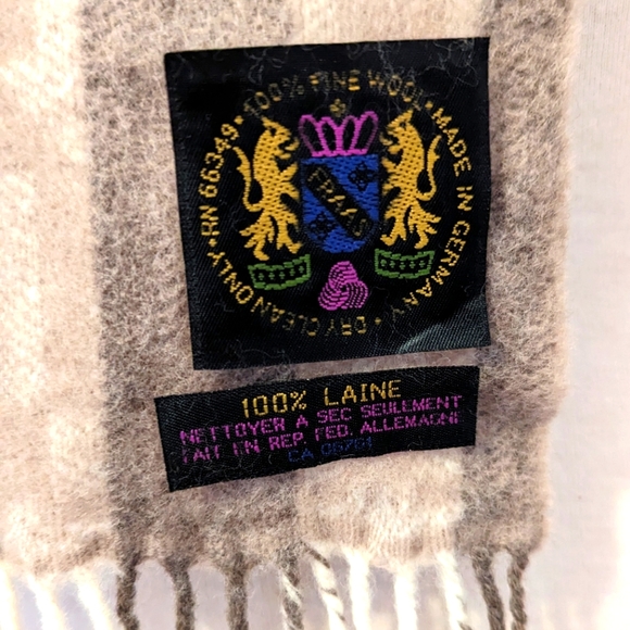 Vintage 100% Pure Wool Made in Germany Fraas Scarf - Picture 2 of 4